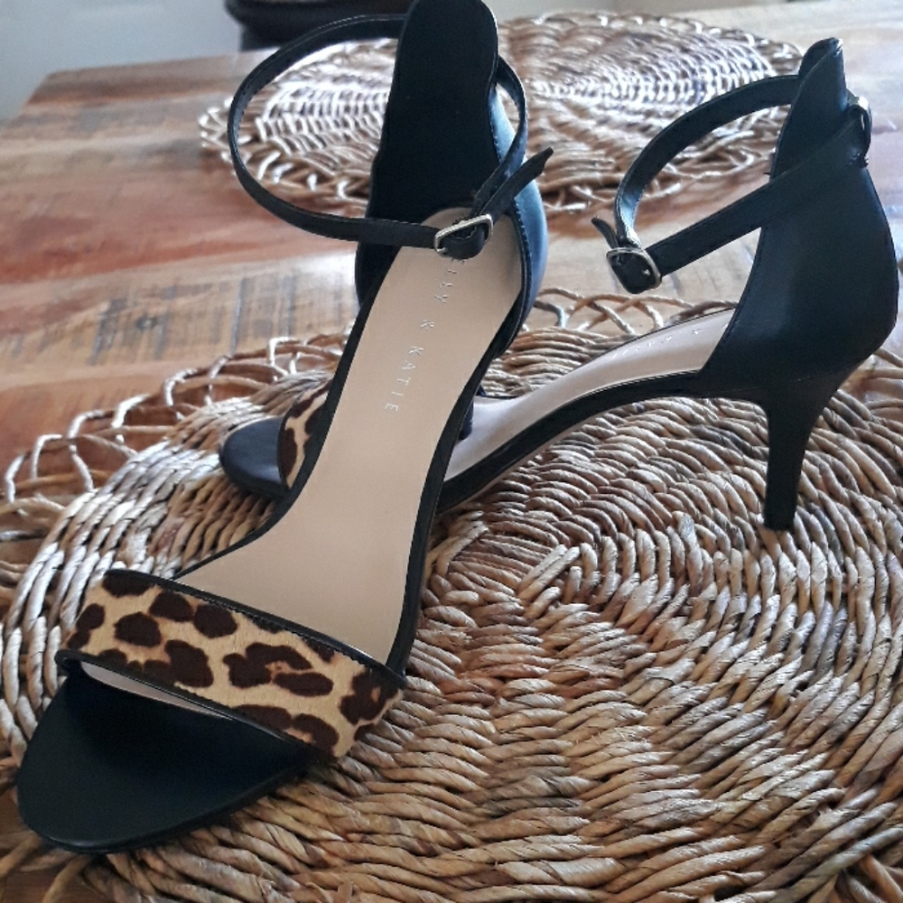 Kelly & Katie sandals